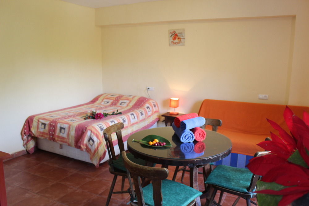 Camping Tropical Almuñécar Exterior foto